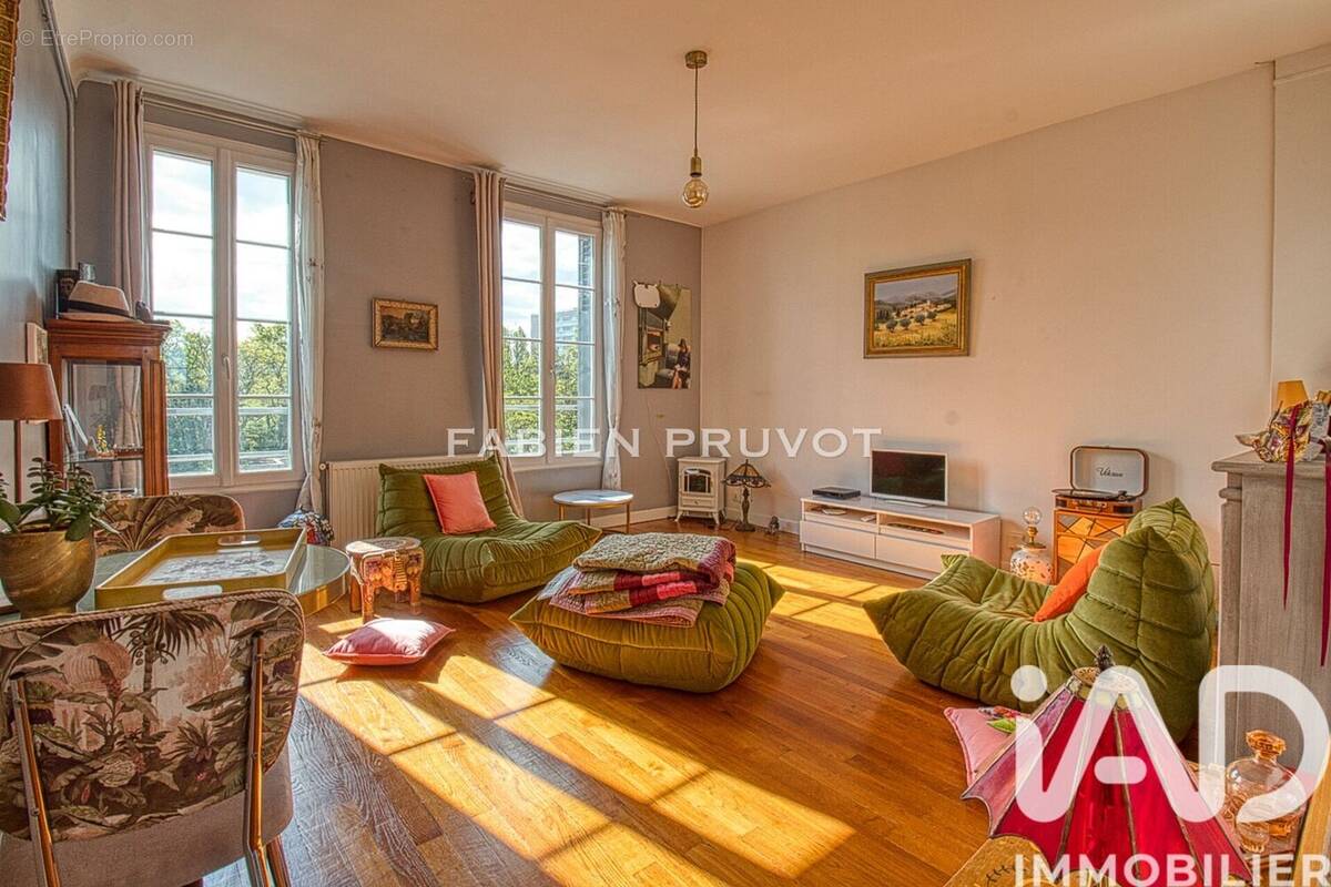 Photo 1 - Appartement à TAVERNY