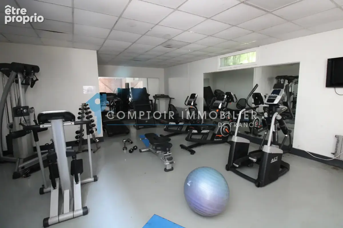 A vendre Proche Anet Dpt (28) Eure et Loir Propriété de charme et de sa magnifique chapelle sur 1,7 ha environ - photo 9