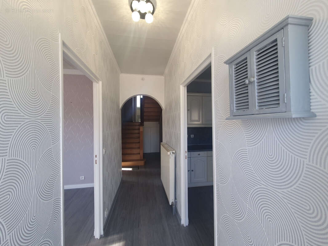 Maison à MARCILLAC-LA-CROISILLE