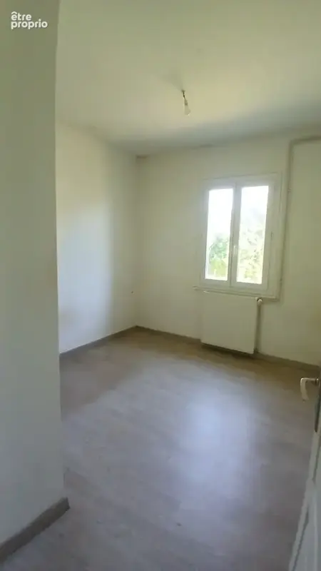 Maison de plain pied avec 20 garages - photo 8