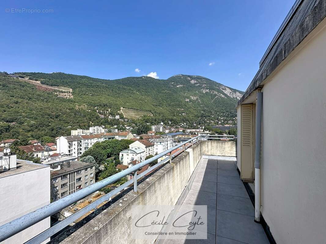 Grenoble Île Verte, 2 pièces de 52 m² avec balcon panoramique au dernier étage - photo 6