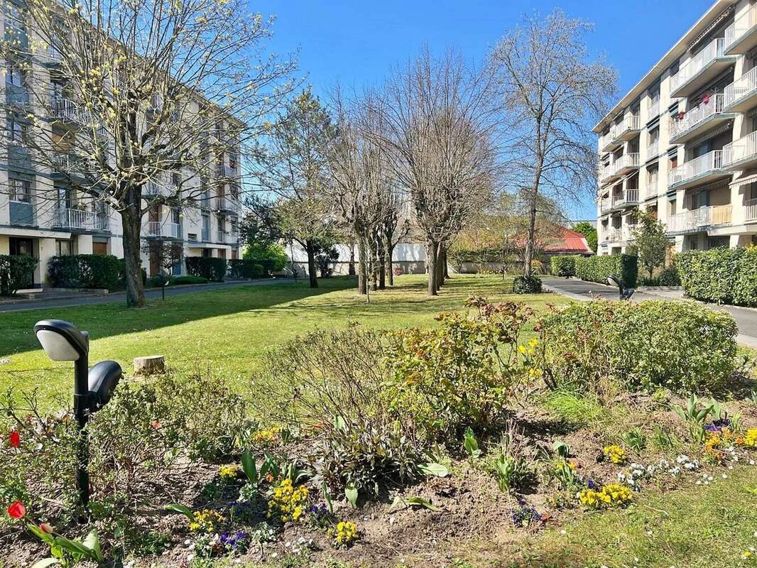 Appartement à SAINT-MAUR-DES-FOSSES