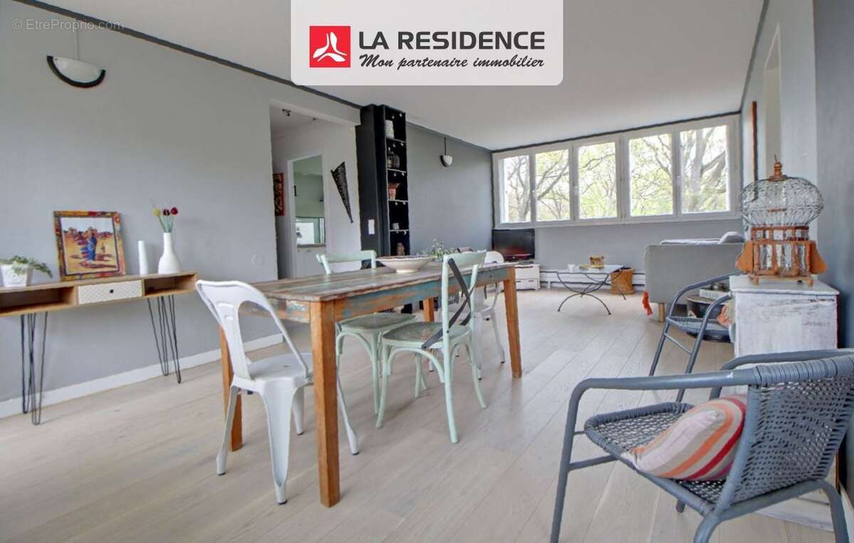 Appartement à VERNEUIL-SUR-SEINE