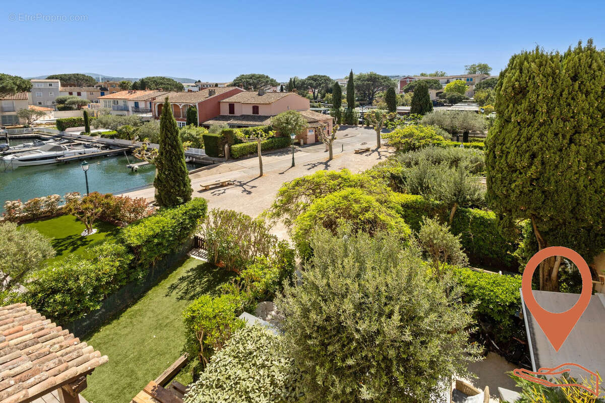 Appartement à GRIMAUD