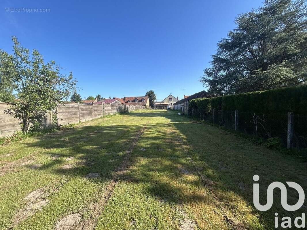 Photo 3 - Terrain à VOUZON