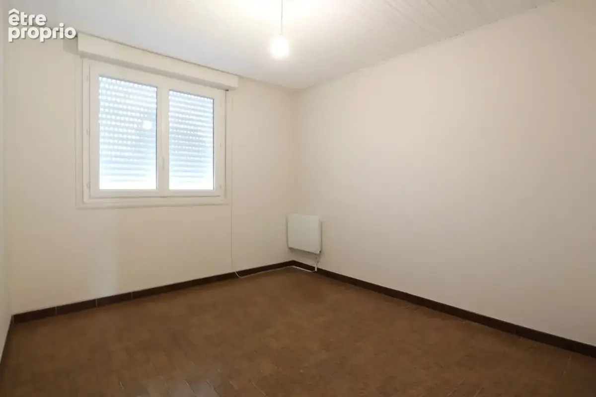 Proche CENTRE VILLE - GARE, maison offrant 160 m2 habitables - photo 13