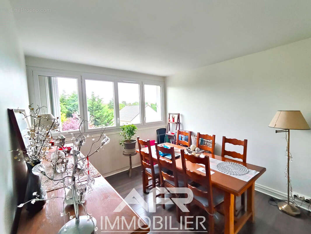 Appartement à CARRIERES-SUR-SEINE