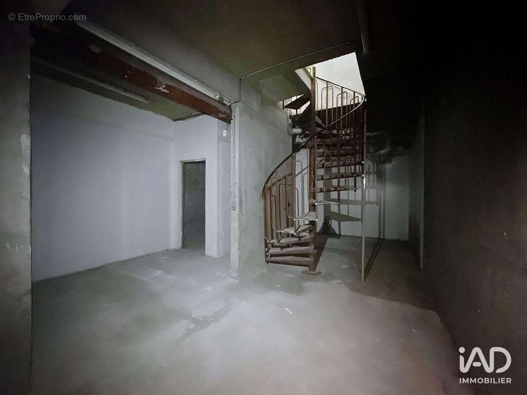 Photo 7 - Commerce à PARIS-18E