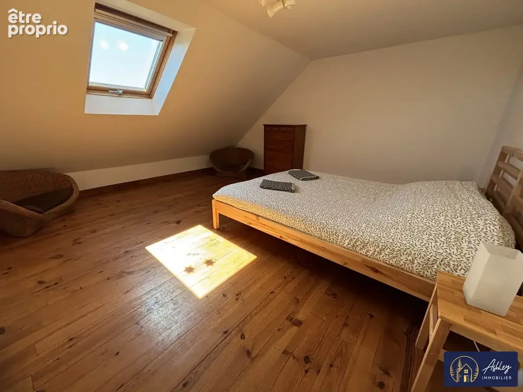 Maison 5 pièces RIOM-ES-MONTAGNES (Cantal)