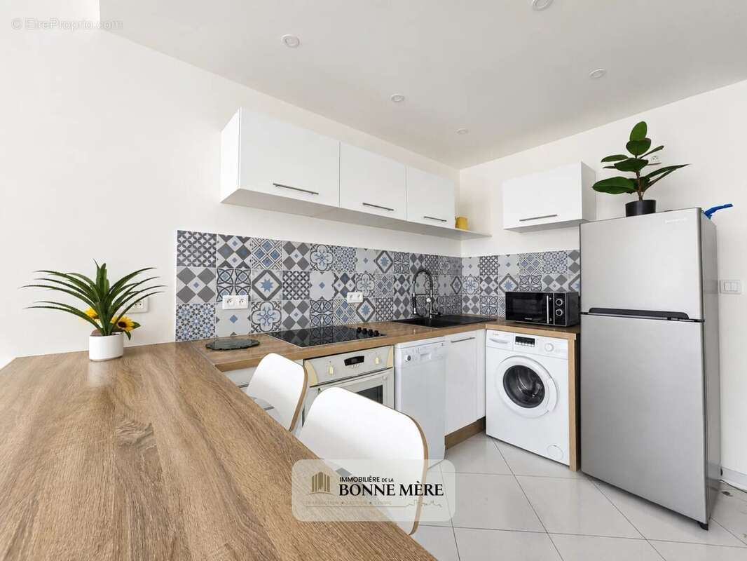 Appartement 45 m² à Marseille-3e  - photo 3
