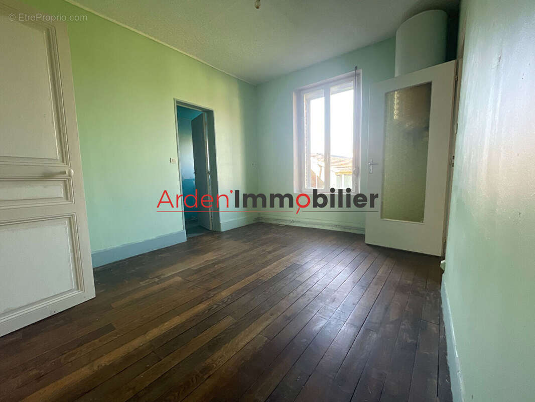 Appartement à LUCQUY