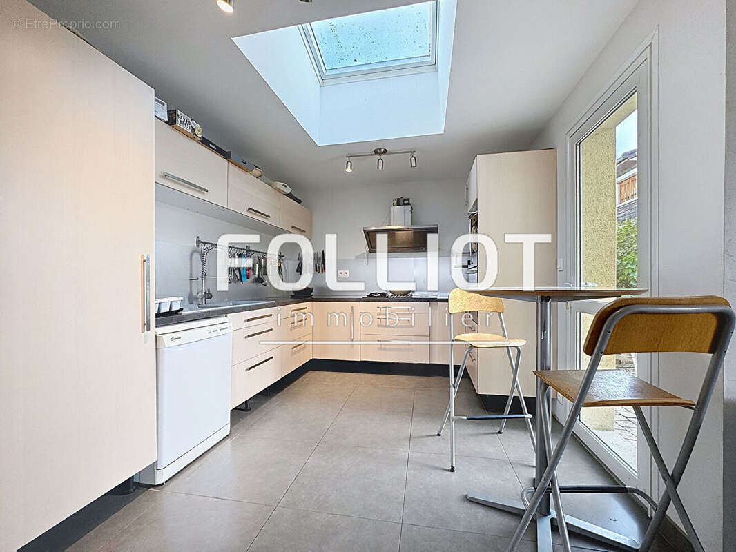 Maison à AGON-COUTAINVILLE