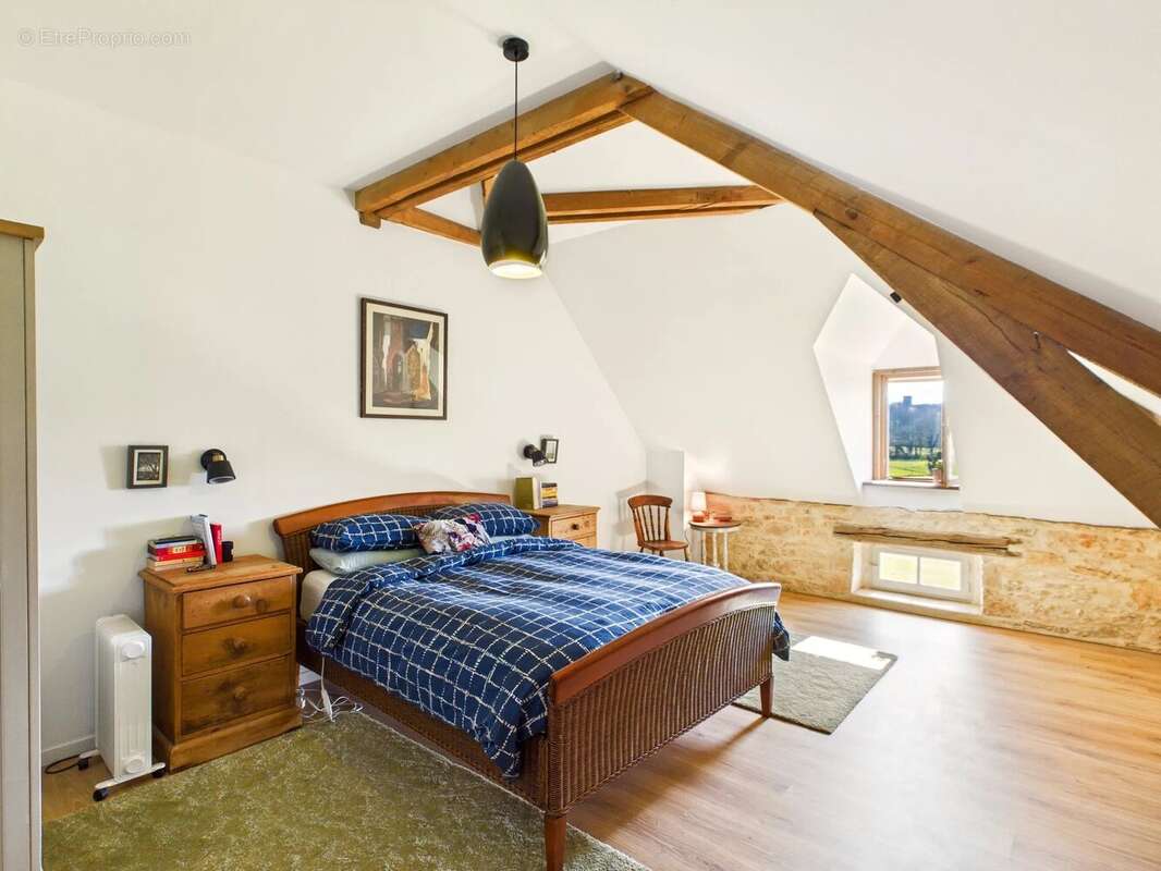 Maison à GOURDON