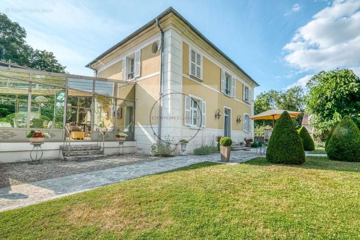 Maison à MONTGE-EN-GOELE