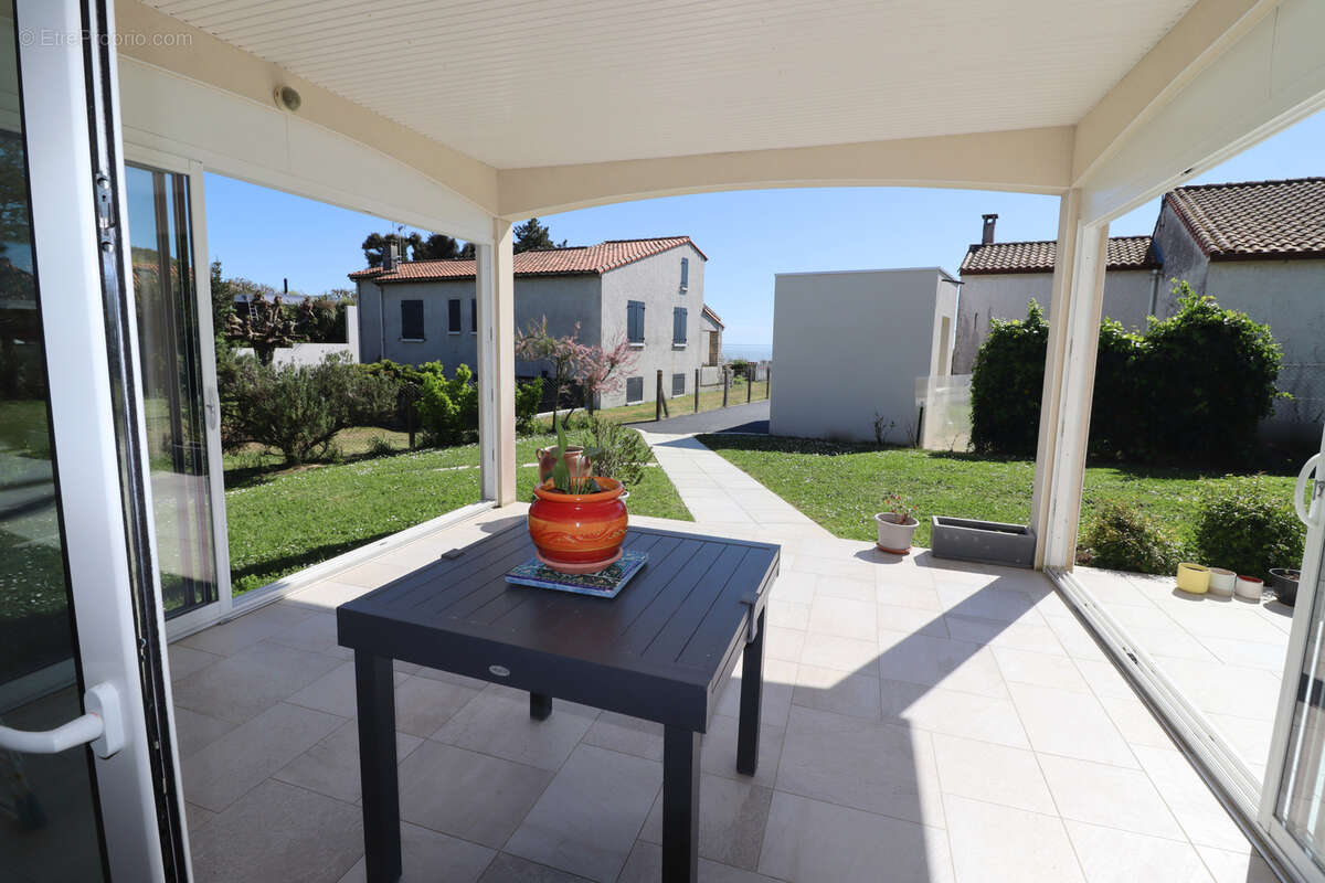 Maison à MESCHERS-SUR-GIRONDE