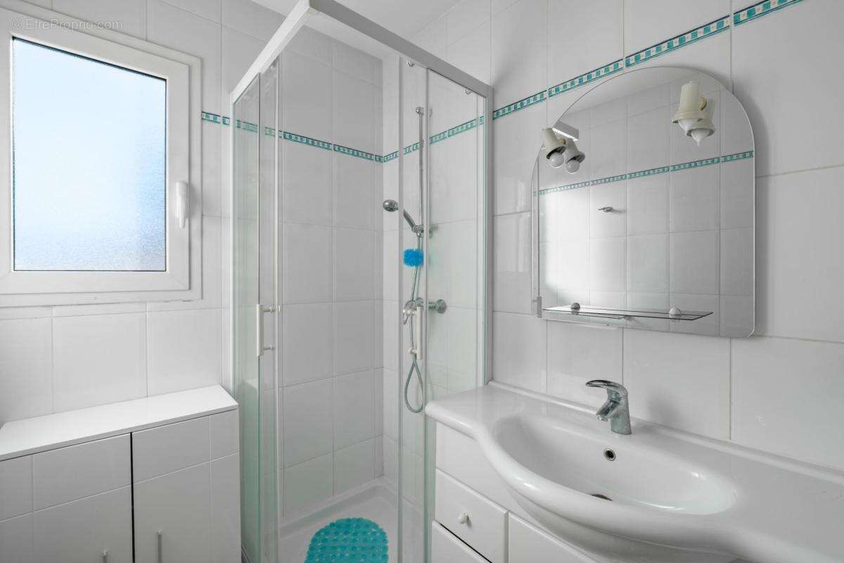 Appartement à MOUGINS