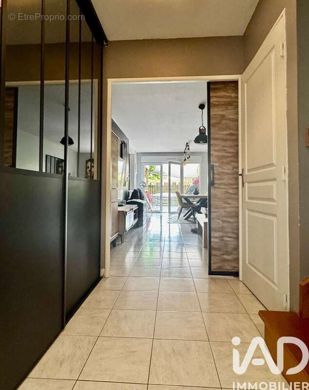 Photo 2 - Maison à SAINT-SYLVAIN-D'ANJOU