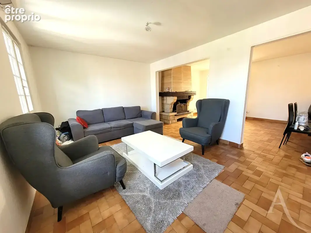 Maison Mantes La Ville de 3 chambres 104 m² et 513m² de terrain - photo 3