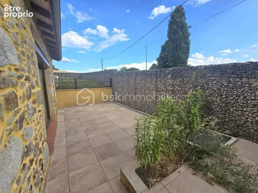 Maison de caractère 150 m² + dépendances – Parcelle 2 072 m² – Brugheas (03) - photo 19
