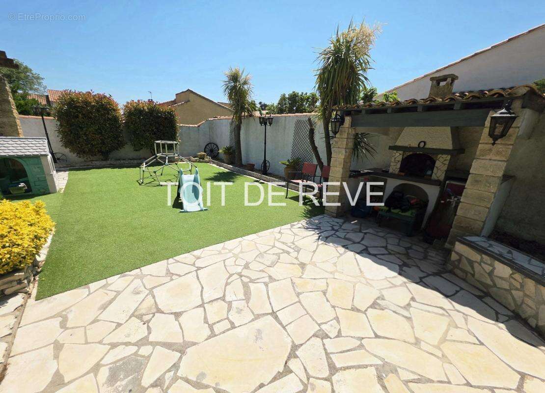 Mèze : villa t5 de 185m2 sur 634m2 de parcelle - photo 4