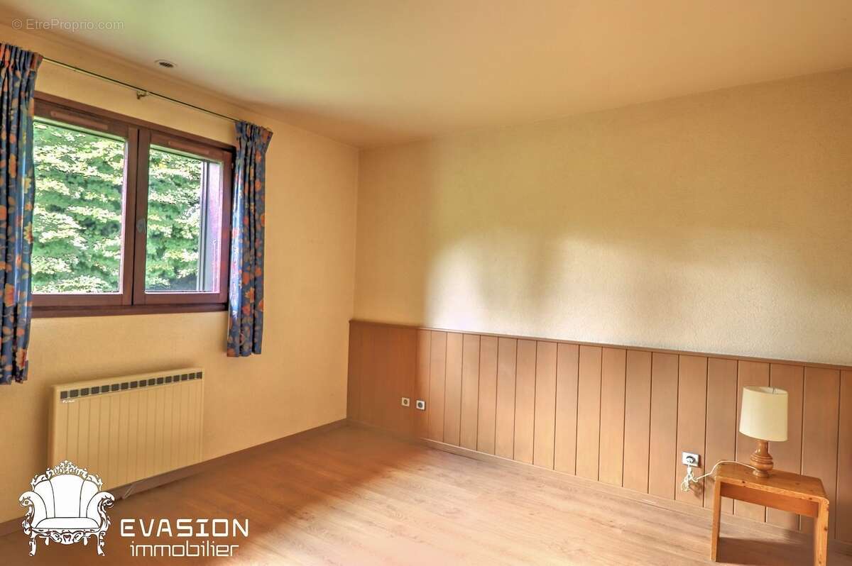 Maison à ARACHES-LA-FRASSE