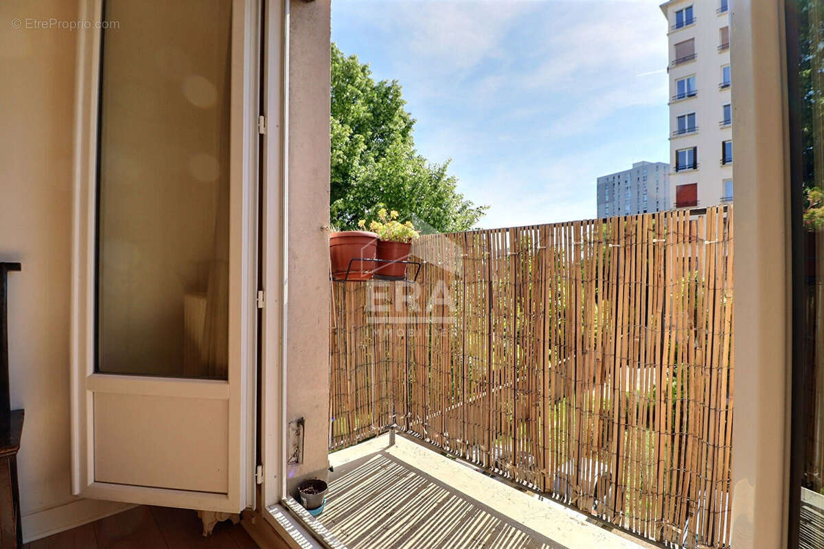 Appartement à AUBERVILLIERS
