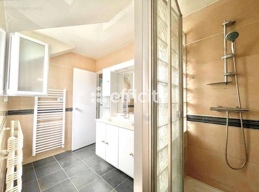 Maison à EPINAY-SUR-ORGE