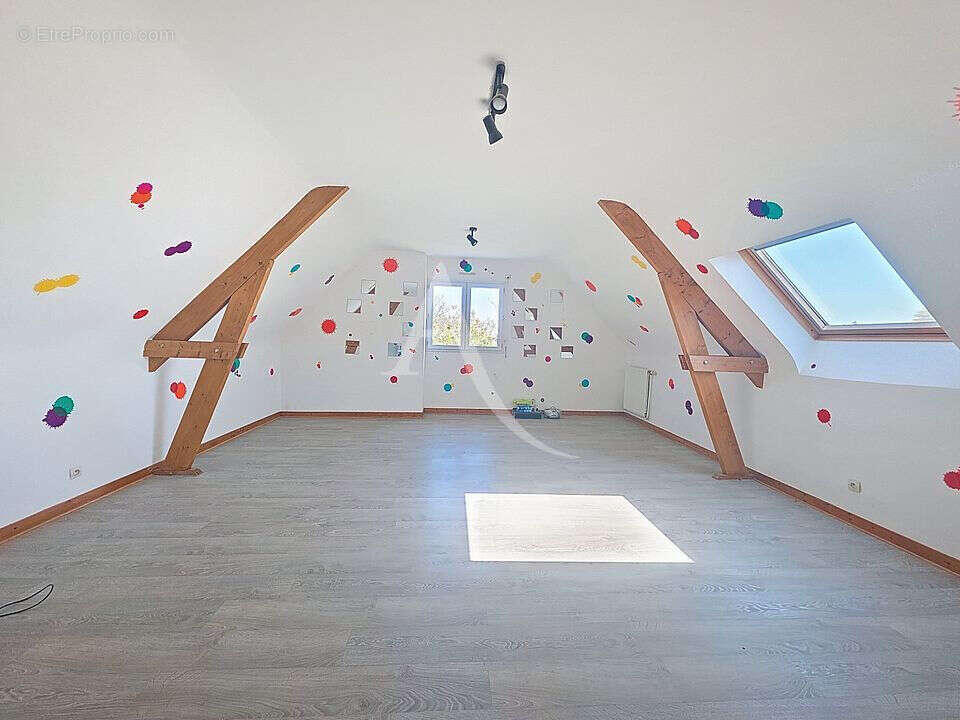 Maison à BOUCHEMAINE