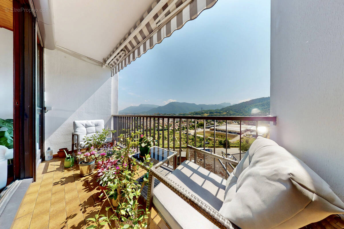 Appartement à QUINTAL