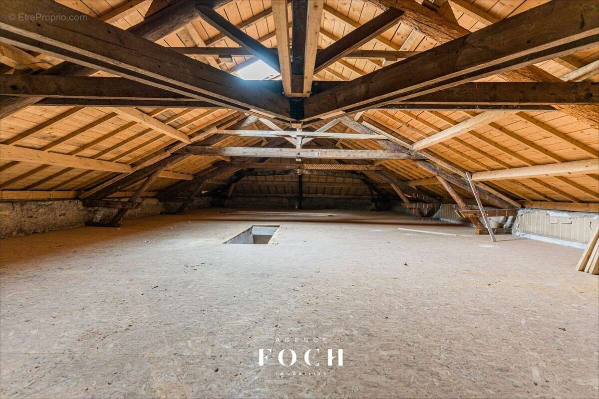 Appartement à PAGNY-SUR-MOSELLE