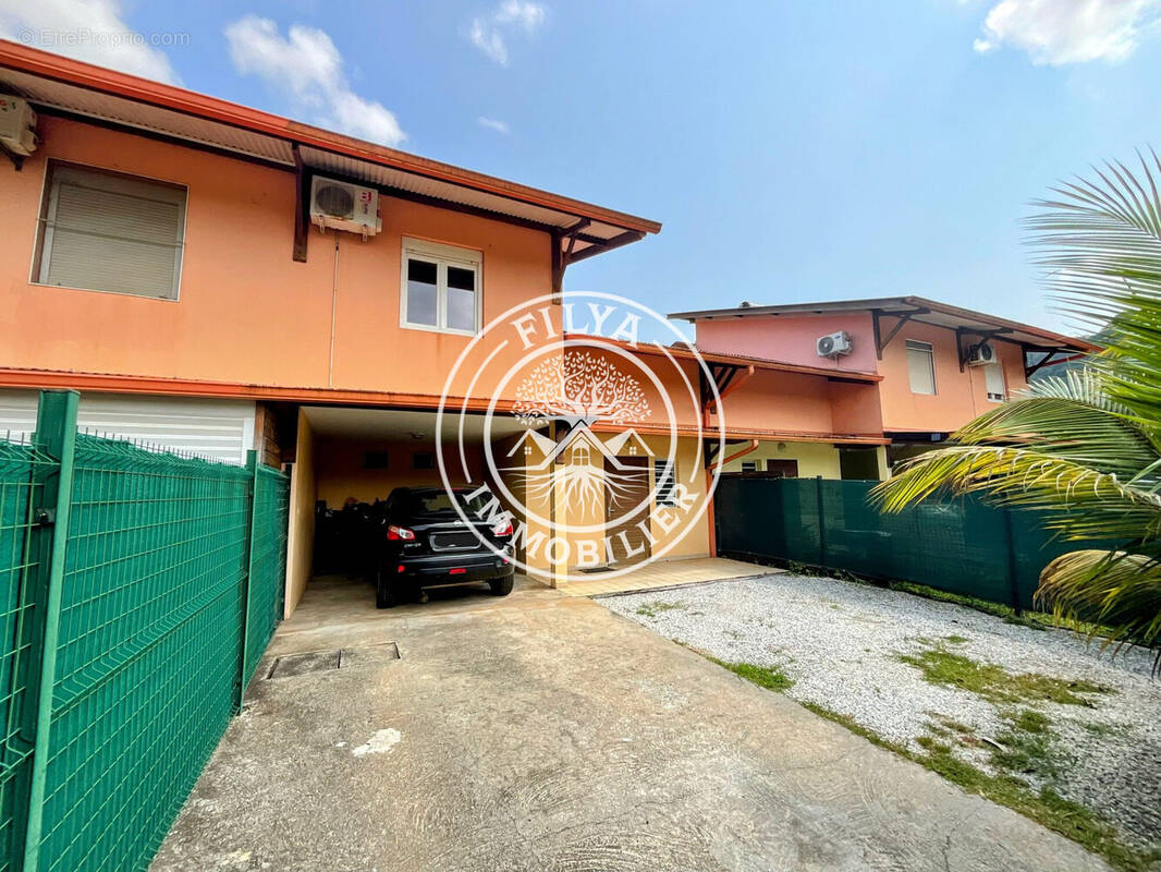 Maison à REMIRE-MONTJOLY