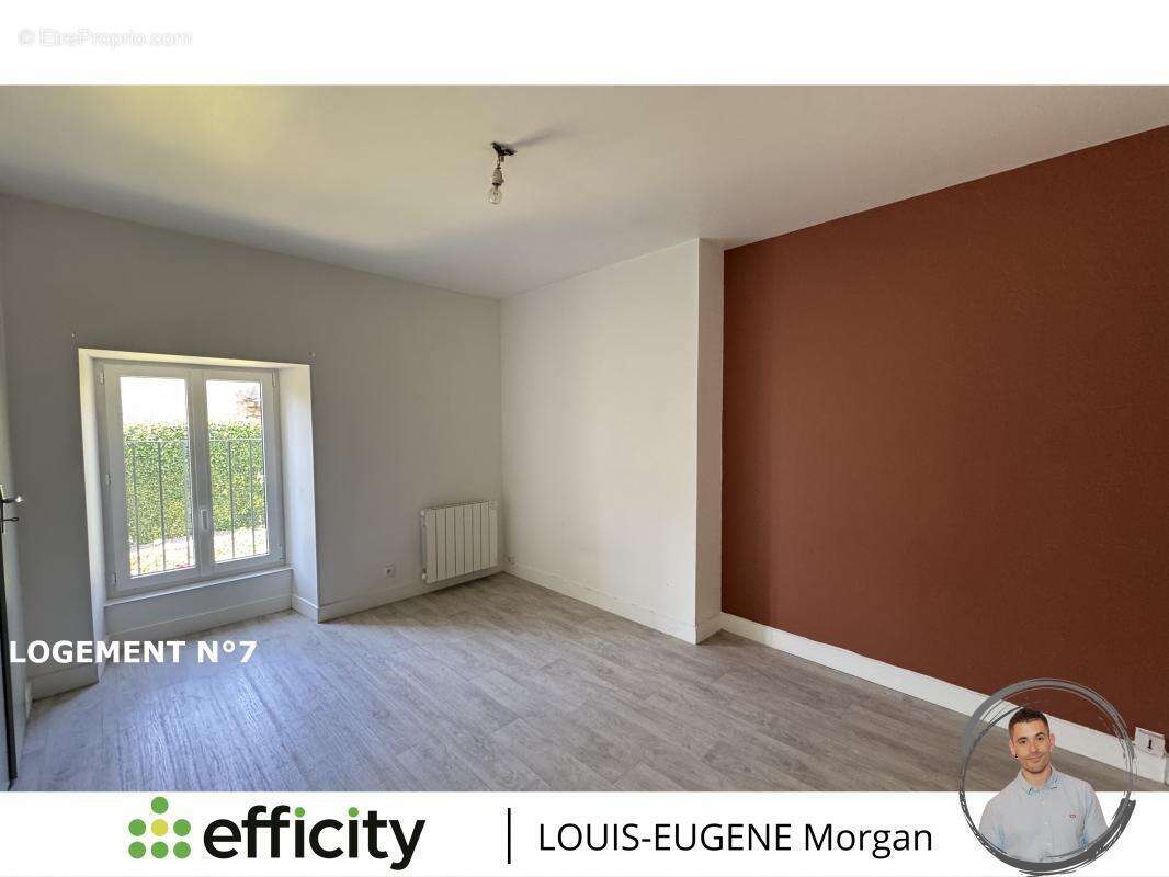 Appartement 682 m² à Poitiers  - photo 17