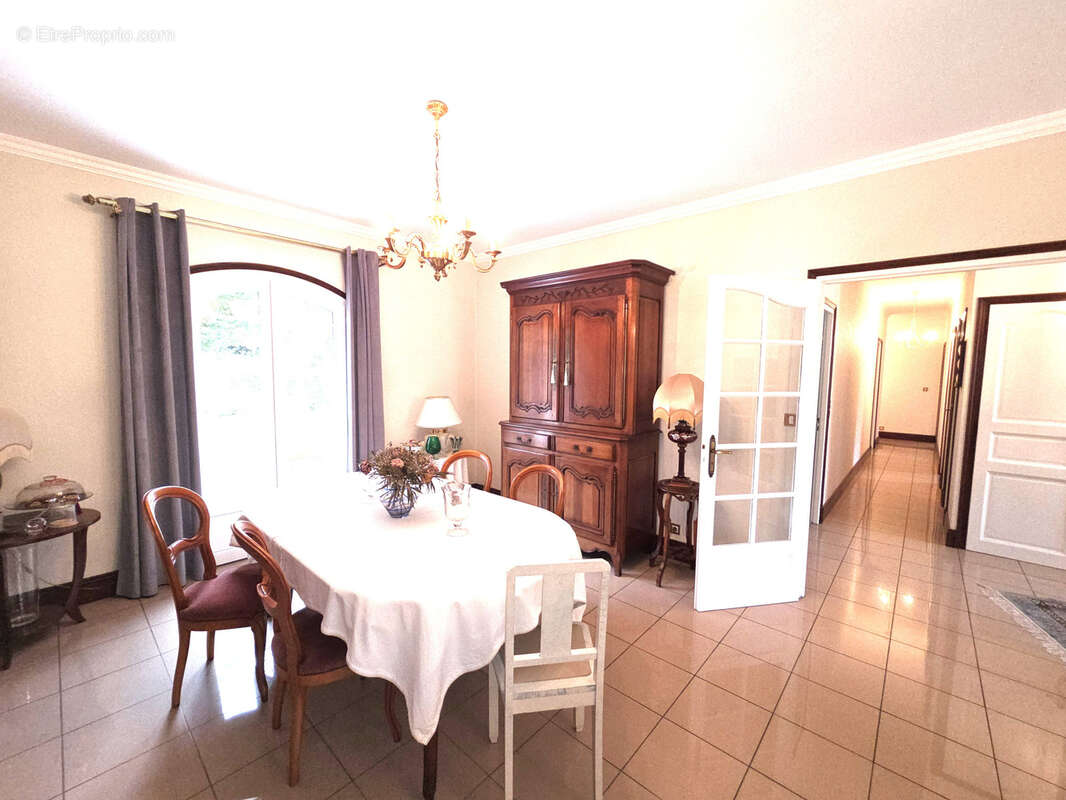 Maison à LA COURONNE