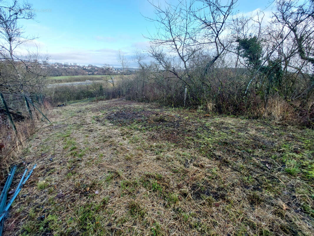 Terrain à SAINT-NICOLAS-DE-PORT