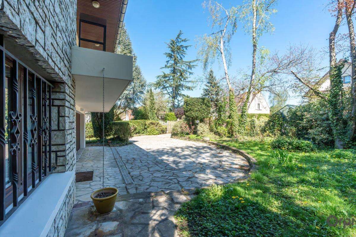 Maison à POMPONNE