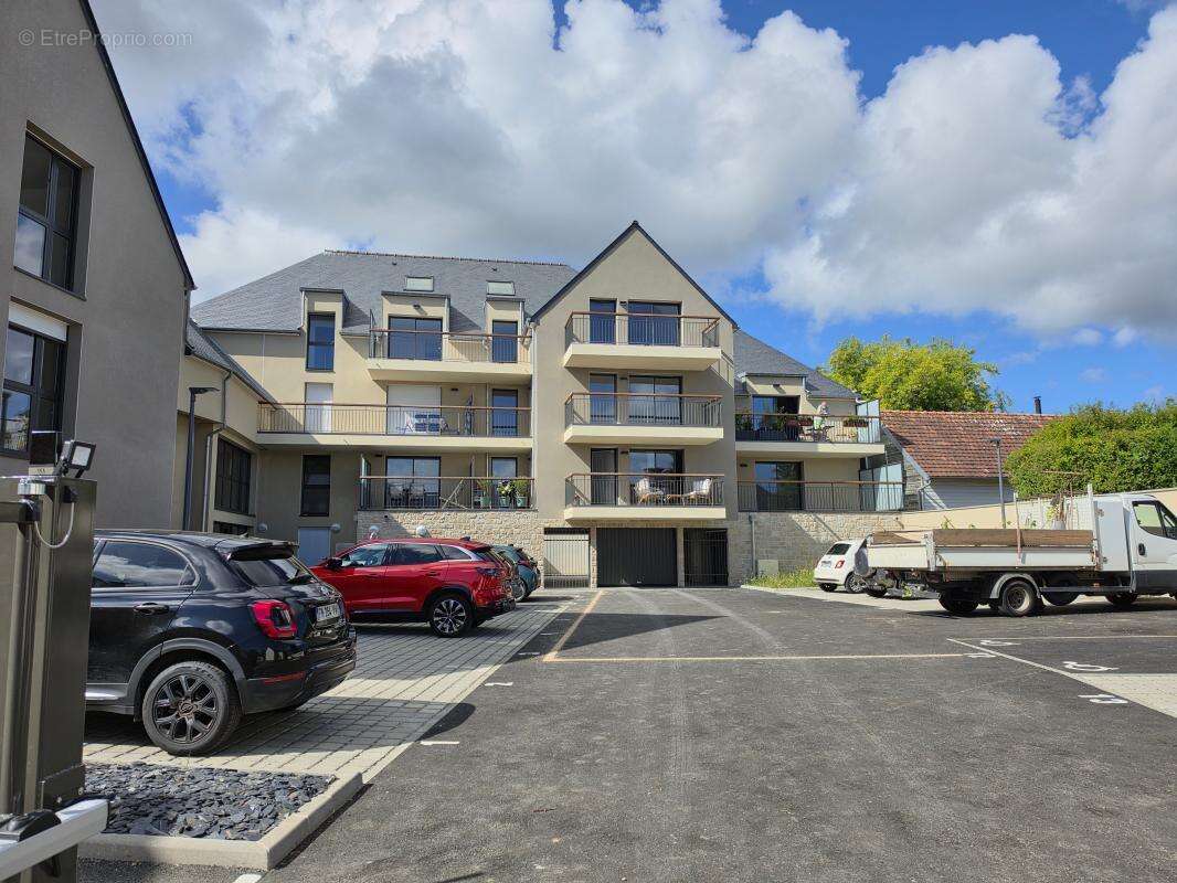 Appartement NEUF avec terrasse, port et restaurants à pied - photo 2