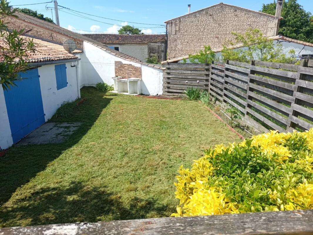 Authentique maison charentaise de 180 m² habitables avec piscine - photo 22