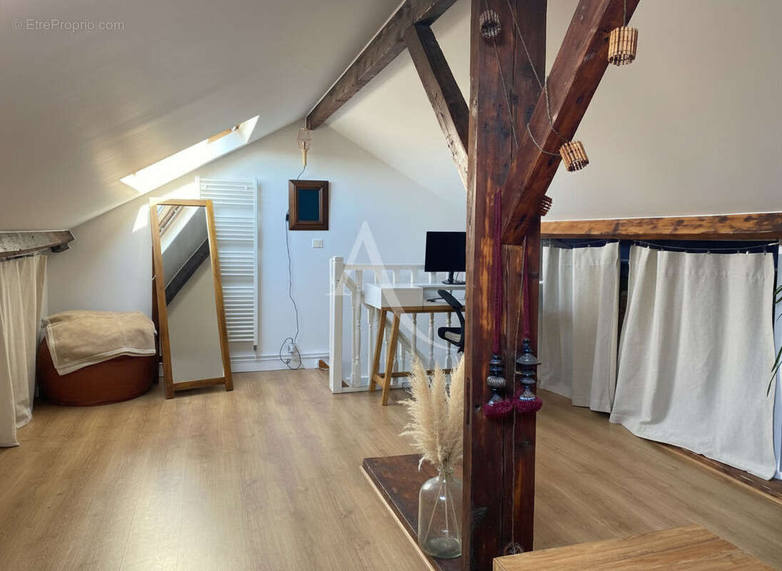 Appartement à LE PERREUX-SUR-MARNE