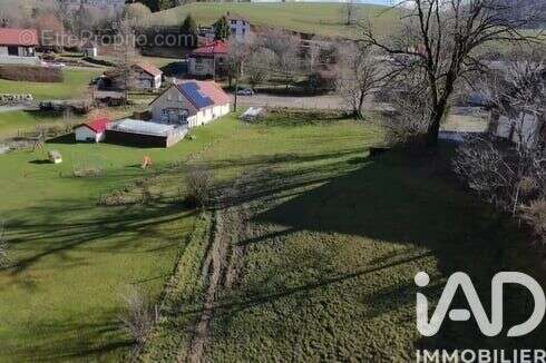 Terrain 768 m² à Foncine-Le-Haut  - photo 3