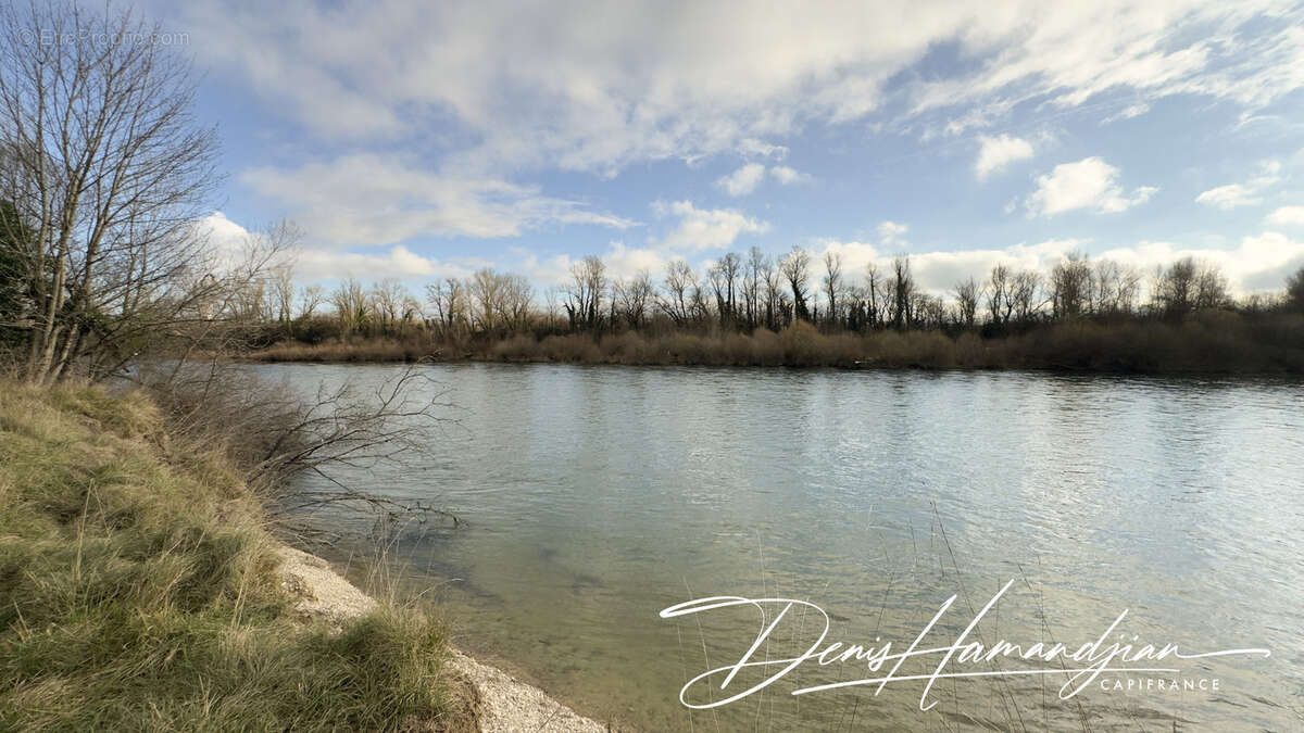 Maison 3 pièces SAINT MAURICE DE GOURDANS (01) - 4731 m² de terrain - photo 6