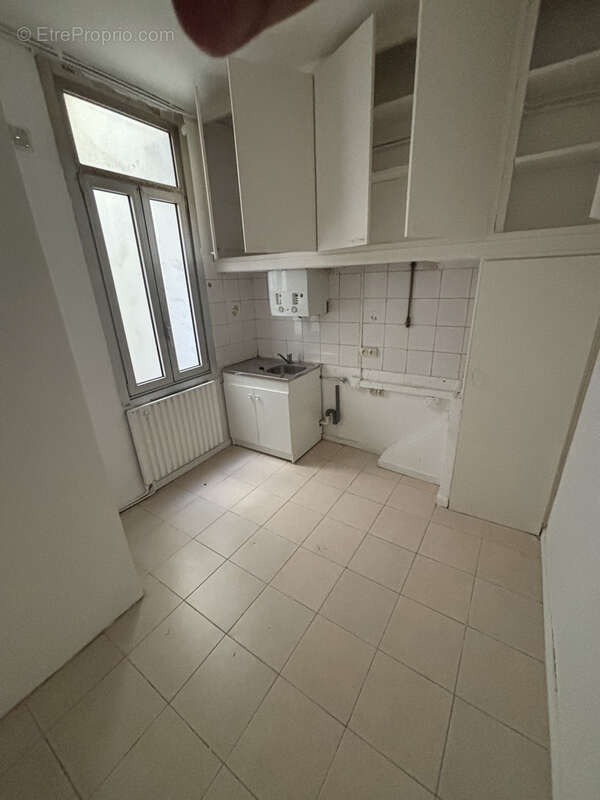 Appartement à MARSEILLE-1E