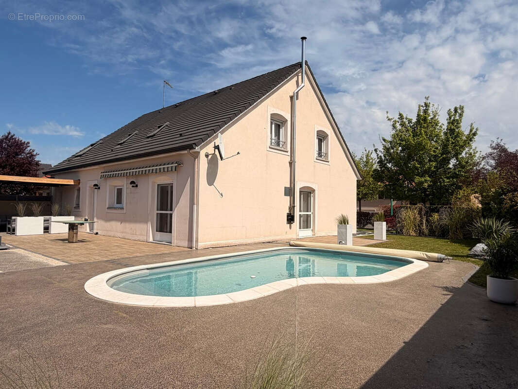 Maison à GONDREVILLE