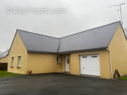 Maison à LUSANGER