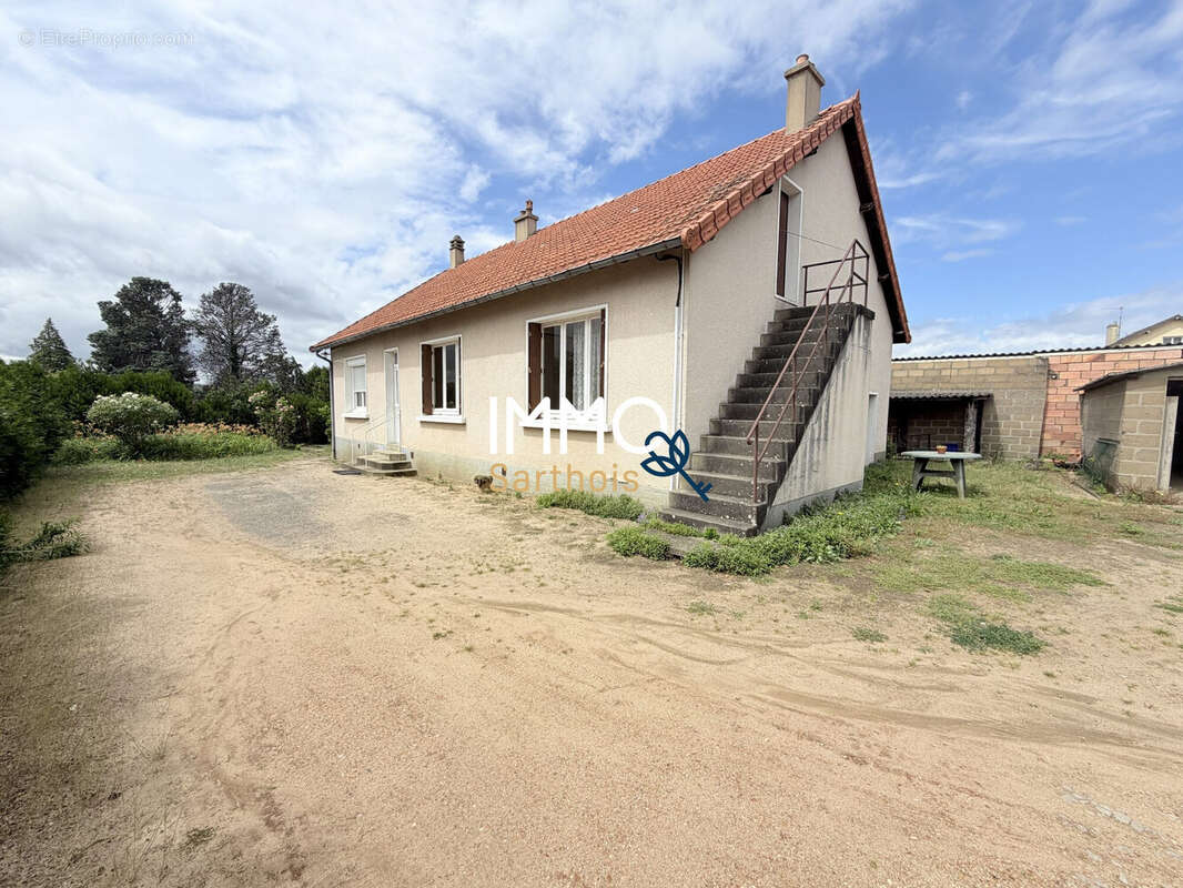 Maison à SAINT-MARS-D'OUTILLE