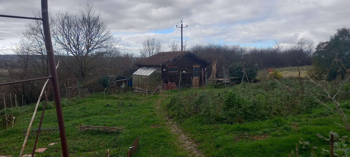 Maison à LABATUT-RIVIERE