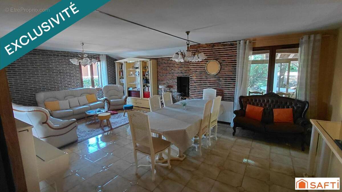 Maison 139 m² à Saint-Maximin-La-Sainte-Baume  - photo 3