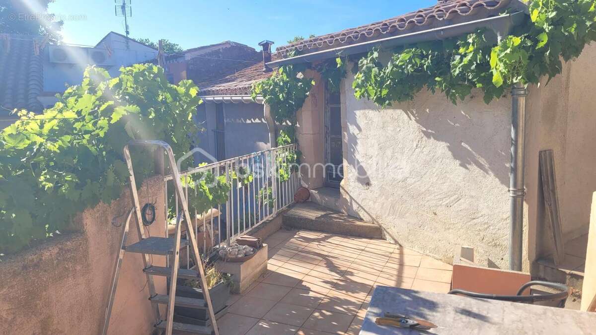 Maison à SALLES-D'AUDE
