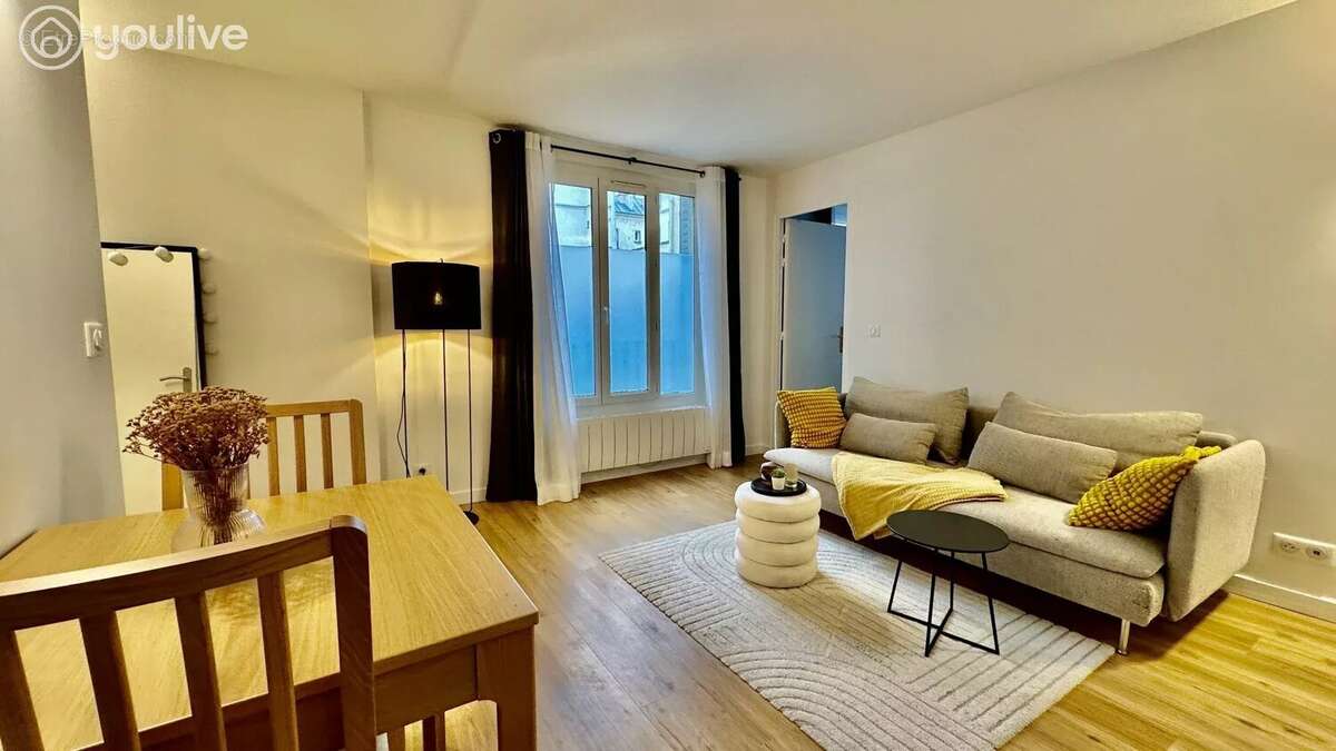 Appartement à PARIS-10E