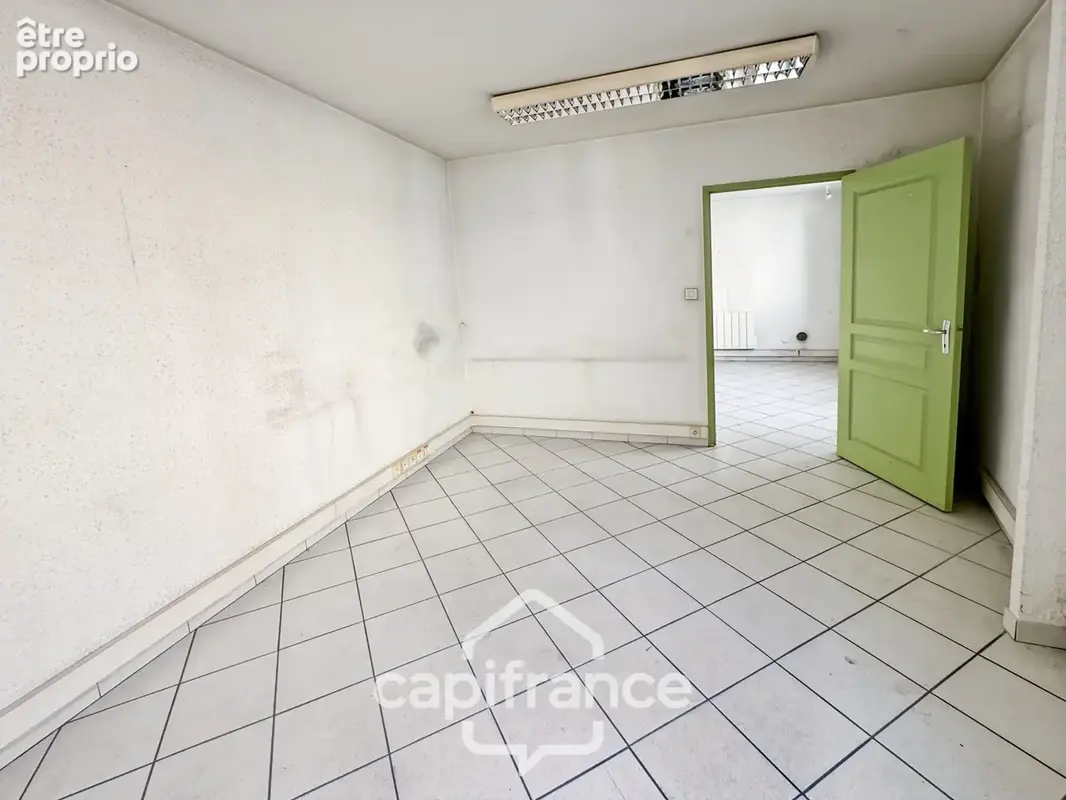 SPÉCIAL INVESTISSEURS – Immeuble de rapport avec fort potentiel – Chalon-sur-Saône - photo 4