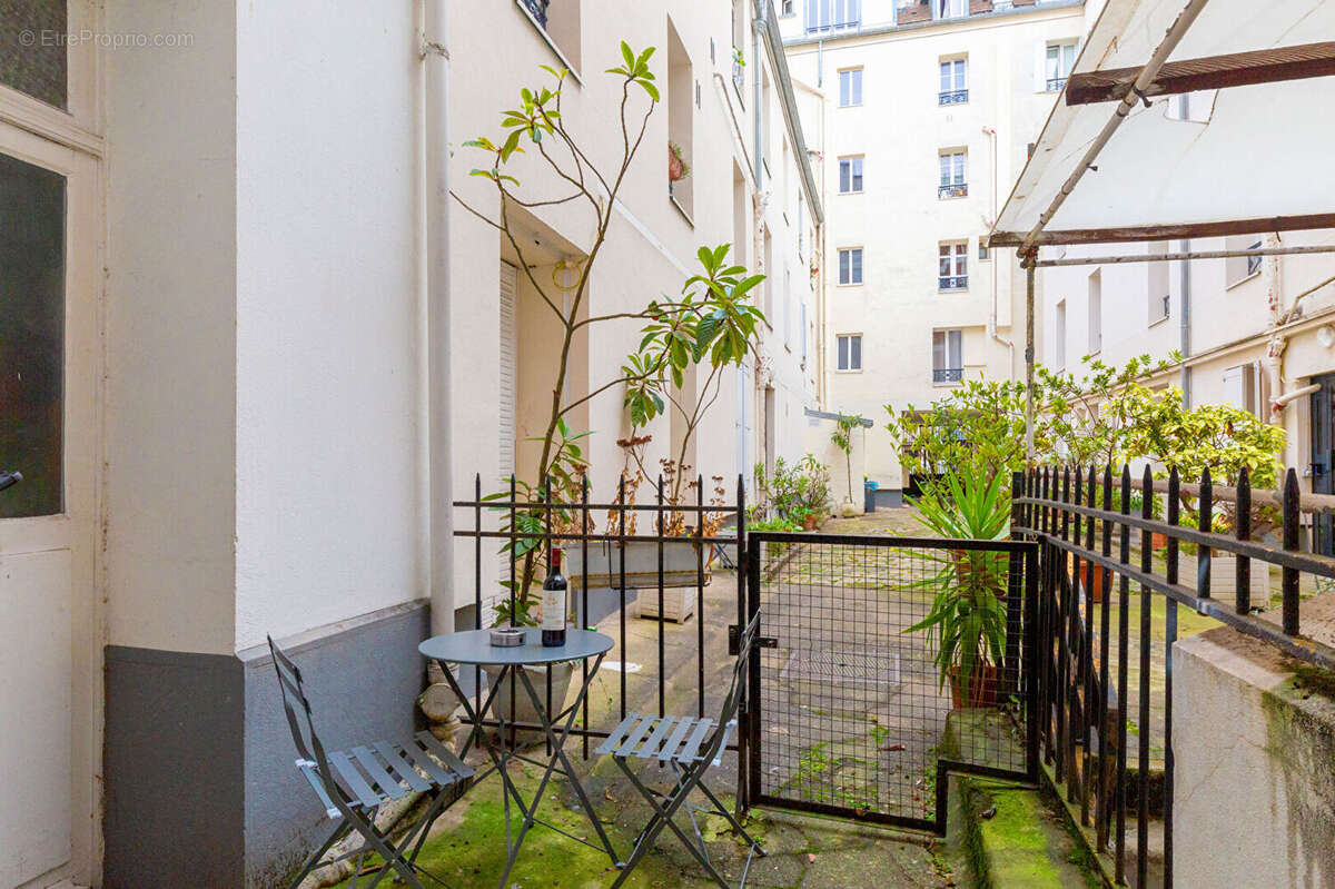 Appartement à PARIS-15E